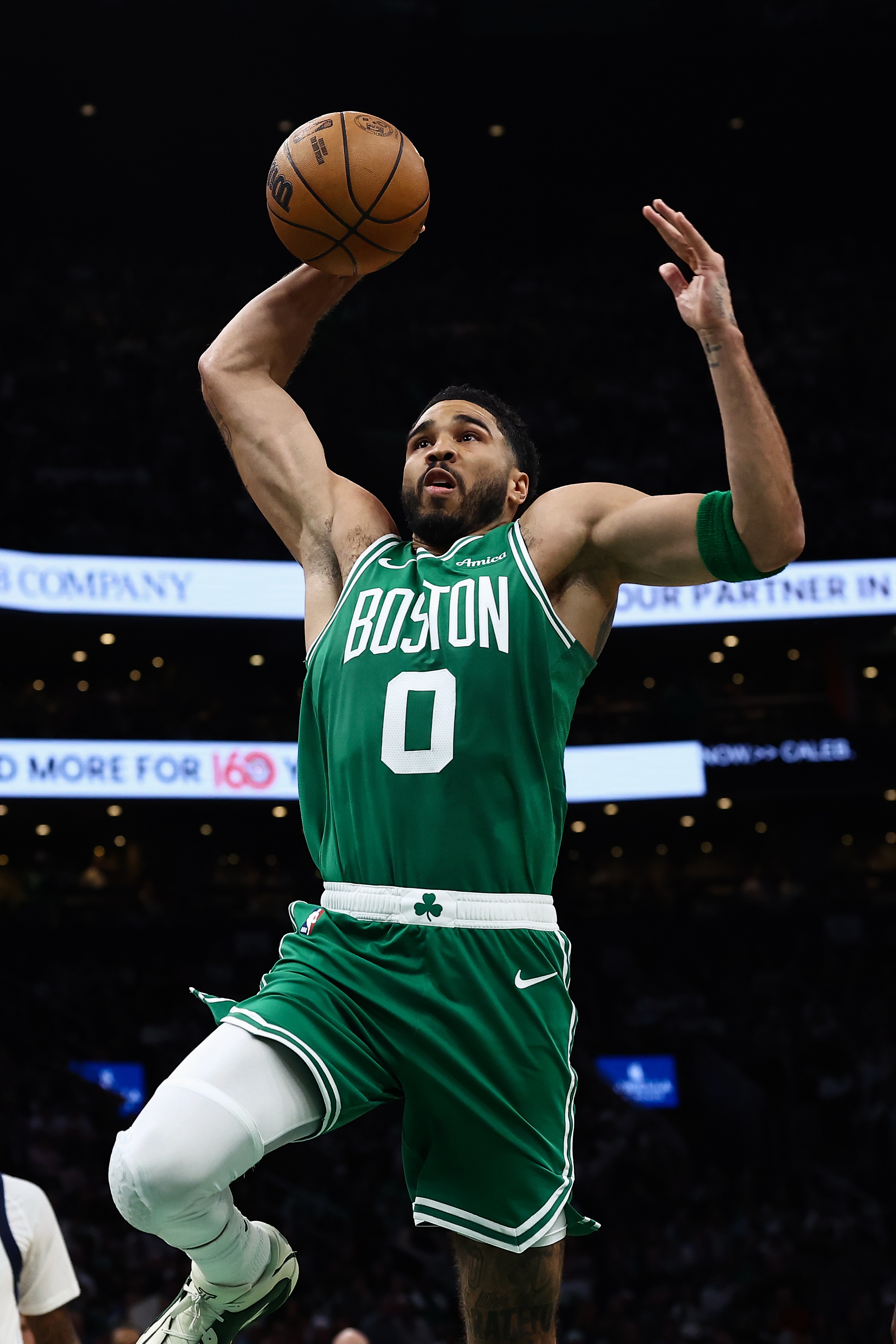 华体会集团-塔图姆：我知道本周出场时间会增加一些 这是循序渐进的过程